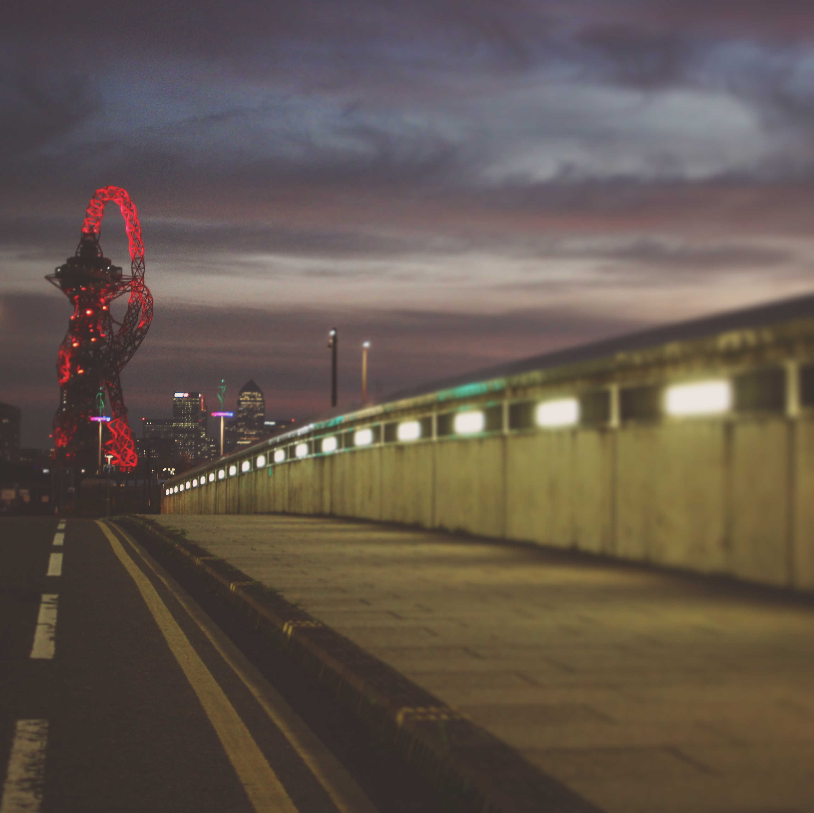 a bridge to london orbit