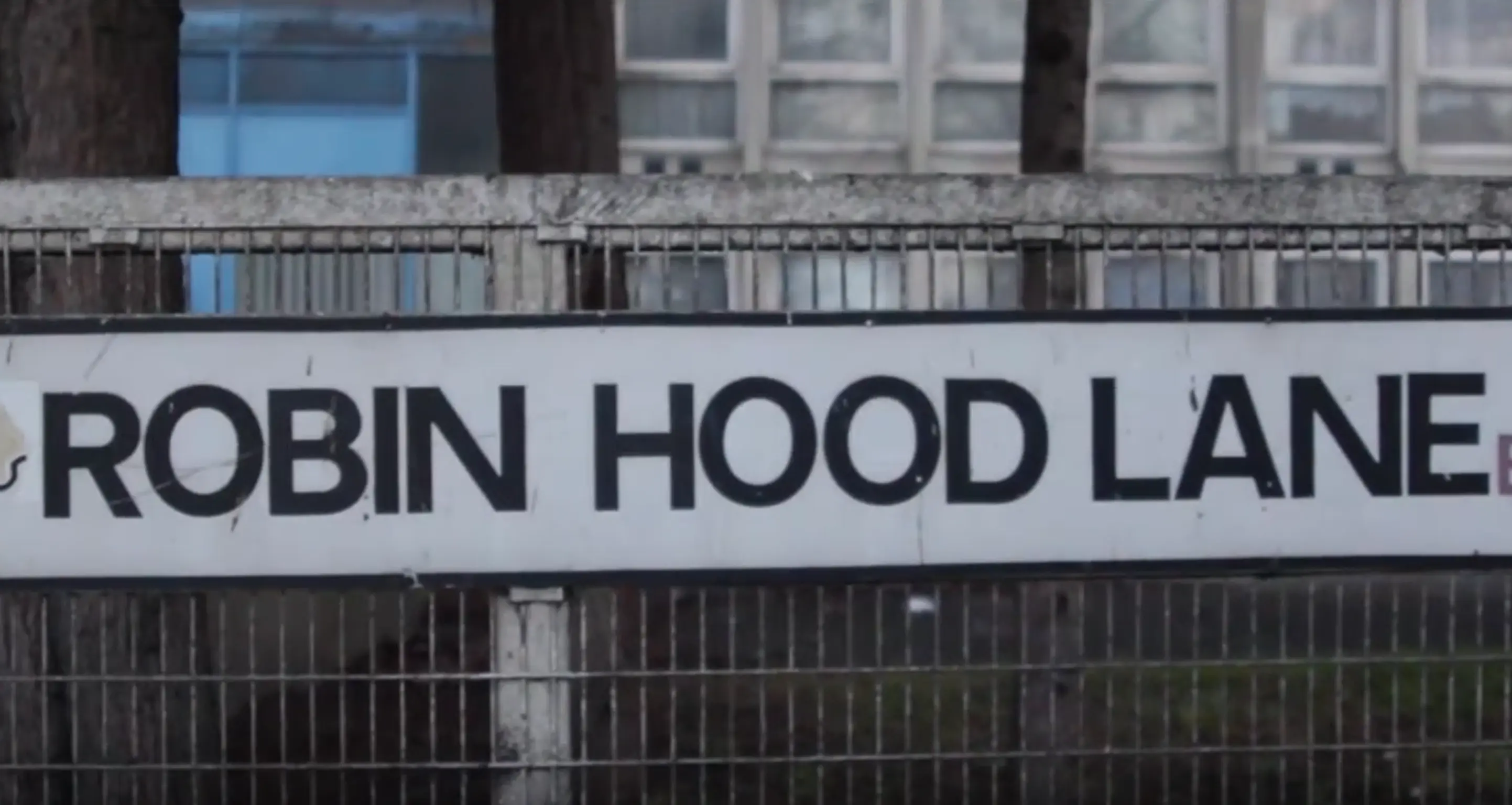 Robin Hood Lane E14